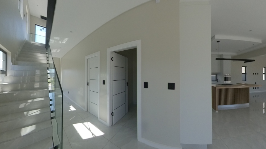 3 Bedroom Property for Sale in Sandown Western Cape